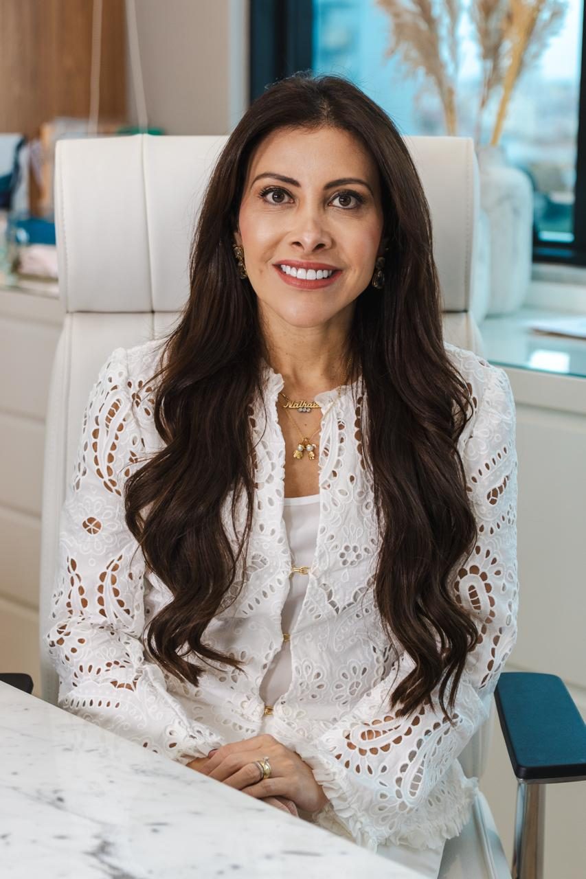 Dra. Nathália Haddad, médica dermatologista estética